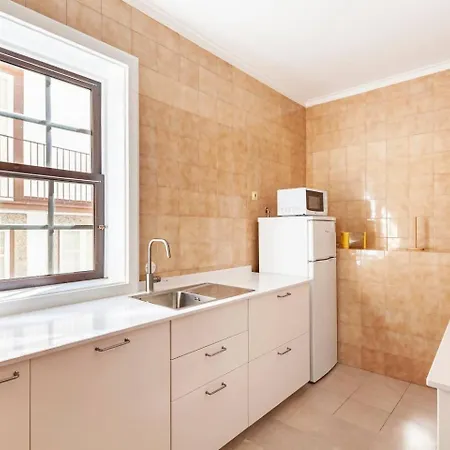 Casa Da Avo Zilda Guimarães